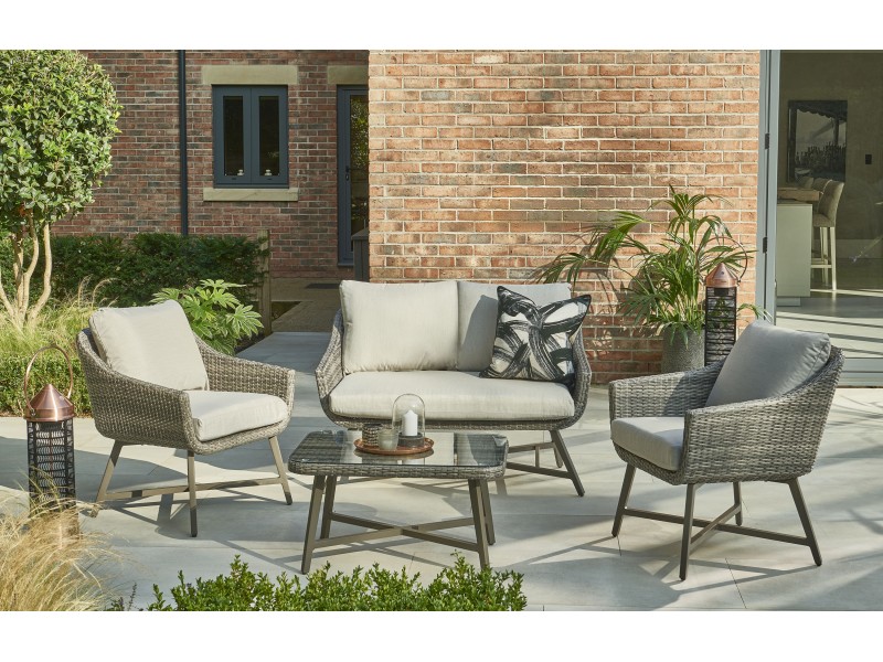 Small garden on sale lounge set